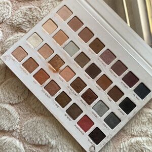 Lorac pro mega3 palette